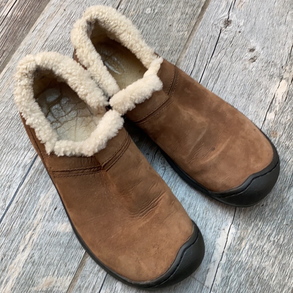Keen Crested Butte Slip On 8.5
